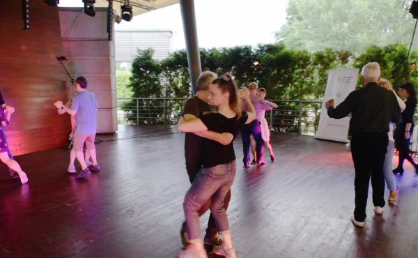 Taniec towarzyski – zajęcia dla par WSTĘP WOLNY!