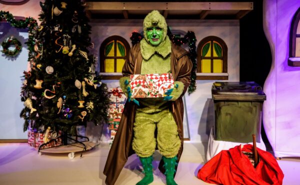Teatralny Poranek Bajkowy „Grinch”